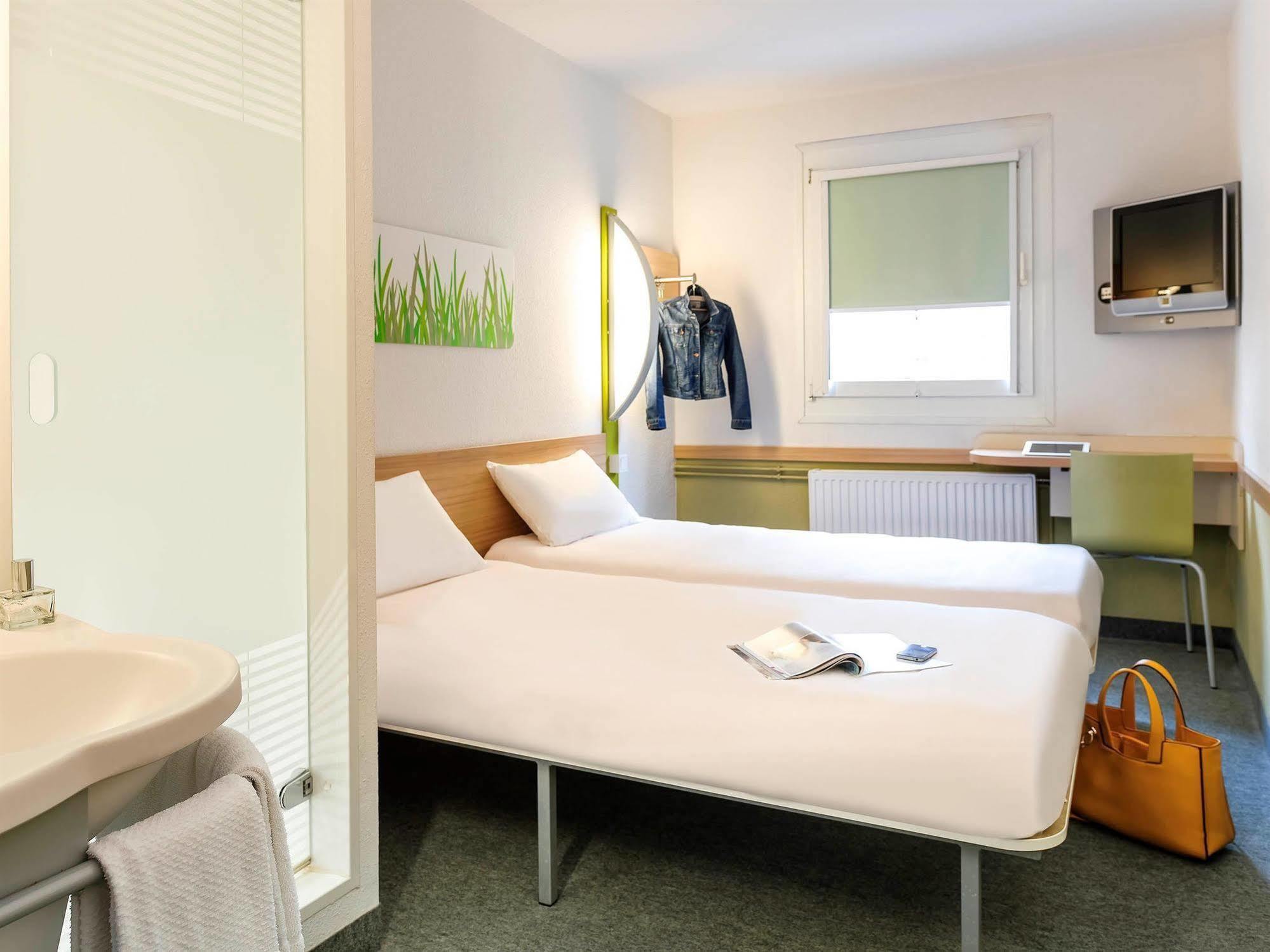 B&B Hotel Berlin Genshagen-Nord Людвіґсфельде Екстер'єр фото